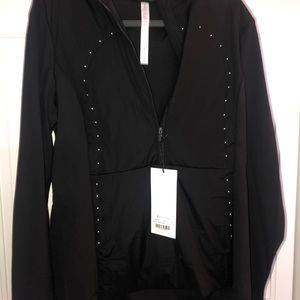 NWT Lululemon Run For Cold Pullover, Black Size 12